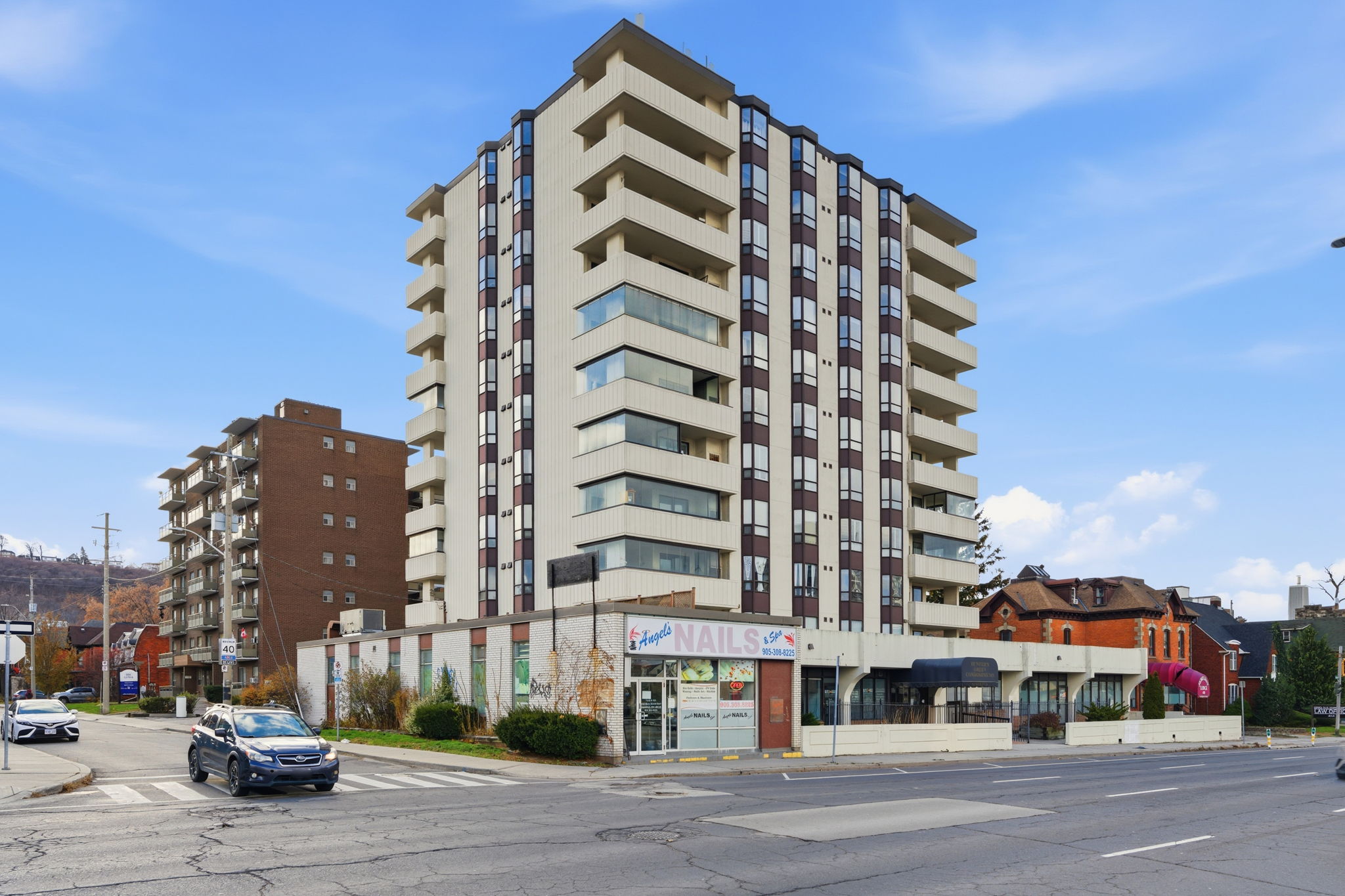 2-web-or-mls-432 Main St E 902, Hamilton-2
