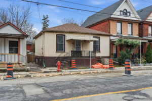 3-web-or-mls-42 Burlington St E, Hamilton-3