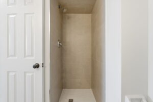 37-web-or-mls-432 Main St E 902, Hamilton-37