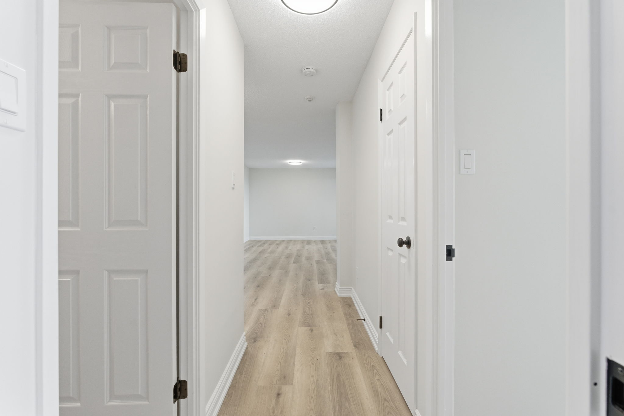 38-web-or-mls-432 Main St E 902, Hamilton-38