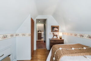 38-web-or-mls-685 Dunn Ave, Hamilton-38