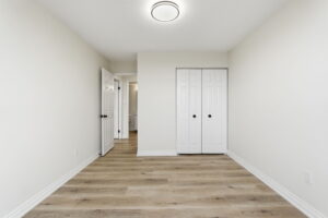 40-web-or-mls-432 Main St E 902, Hamilton-40