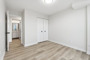 41-web-or-mls-432 Main St E 902, Hamilton-41