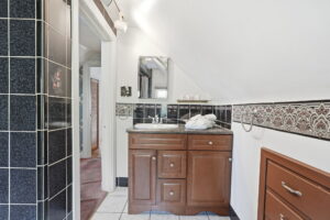 41-web-or-mls-685 Dunn Ave, Hamilton-41