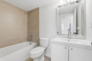 42-web-or-mls-432 Main St E 902, Hamilton-42