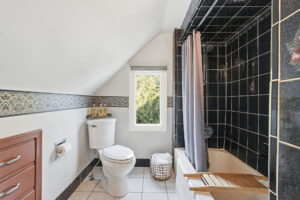 43-web-or-mls-685 Dunn Ave, Hamilton-43