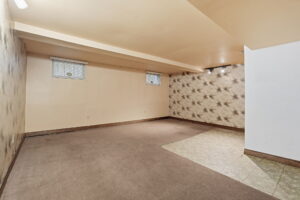 54-web-or-mls-685 Dunn Ave, Hamilton-54