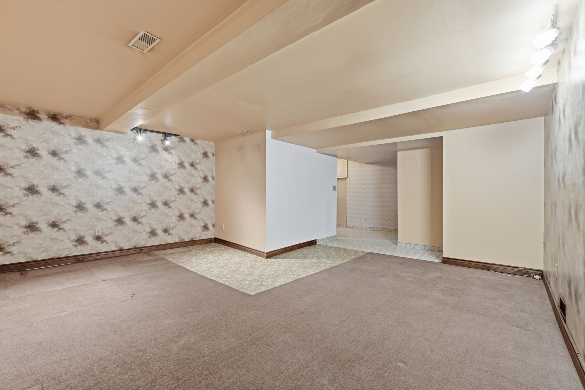 55-web-or-mls-685 Dunn Ave, Hamilton-55