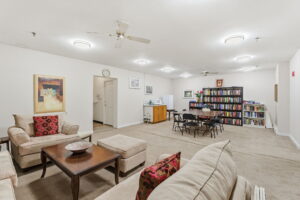 56-web-or-mls-432 Main St E 902, Hamilton-56