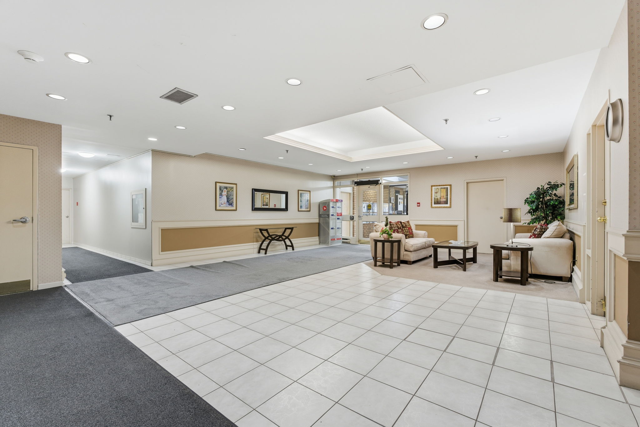 9-web-or-mls-432 Main St E 902, Hamilton-9