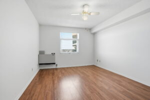 30-web-or-mls-9 Bonheur Ct 808, Brantford-30