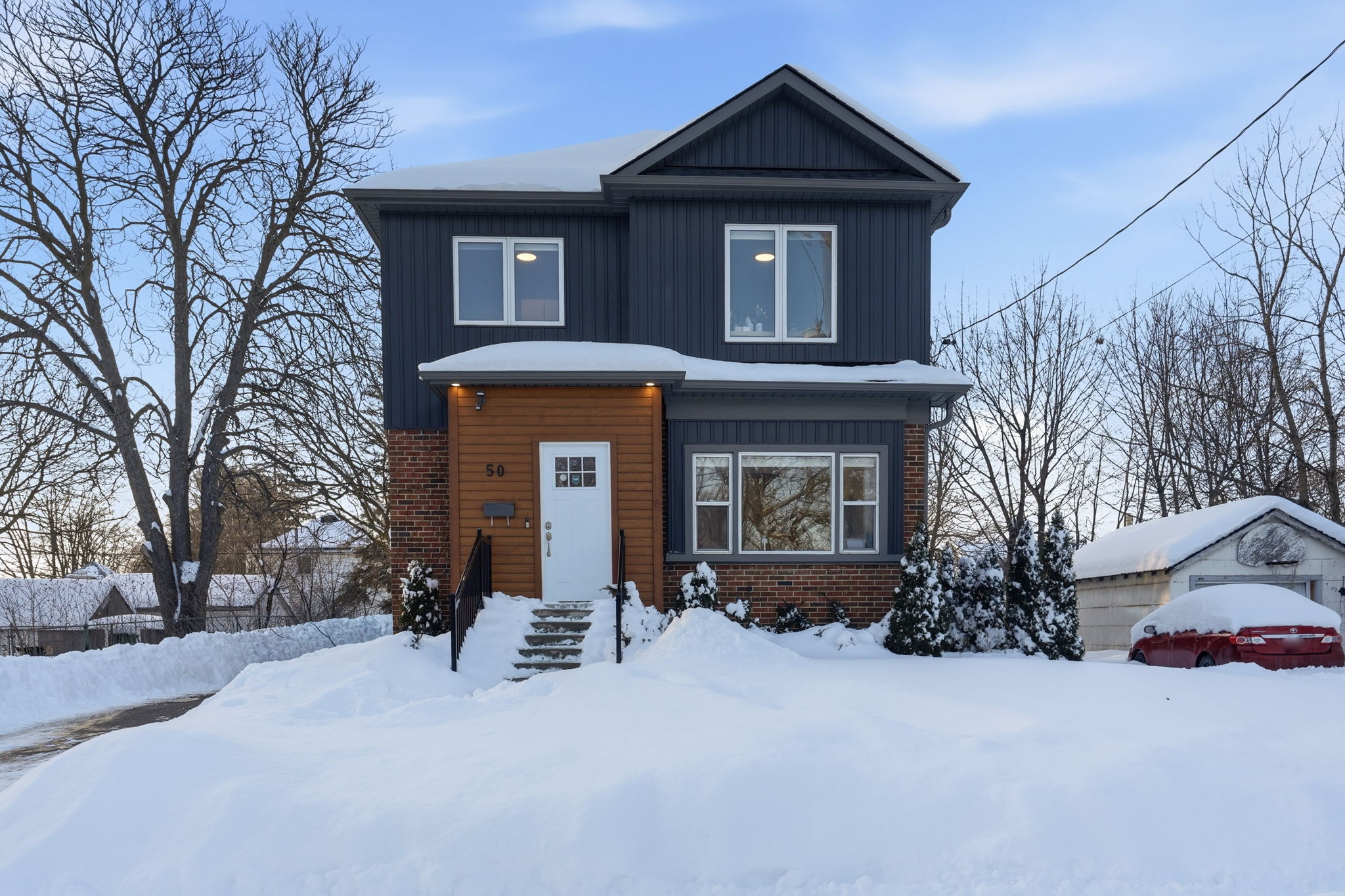 5-web-or-mls-50 Broadway Ave, Hamilton-5