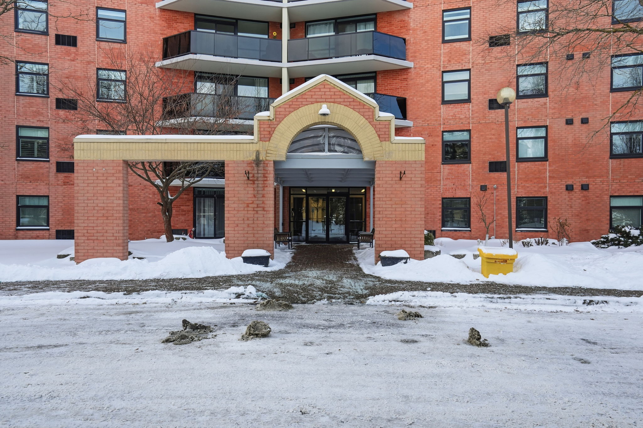 7-web-or-mls-9 Bonheur Ct 808, Brantford-7