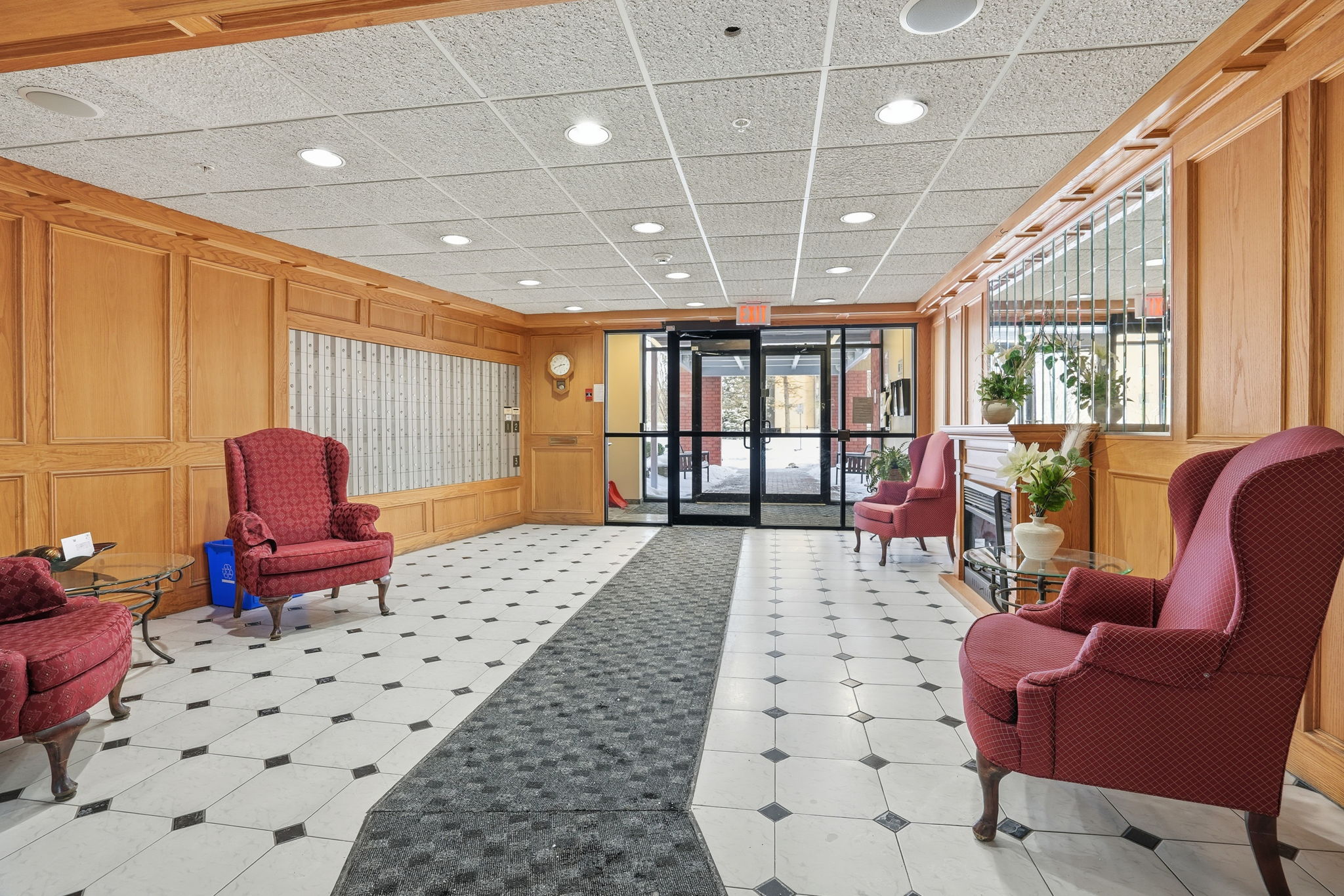 9-web-or-mls-9 Bonheur Ct 808, Brantford-9