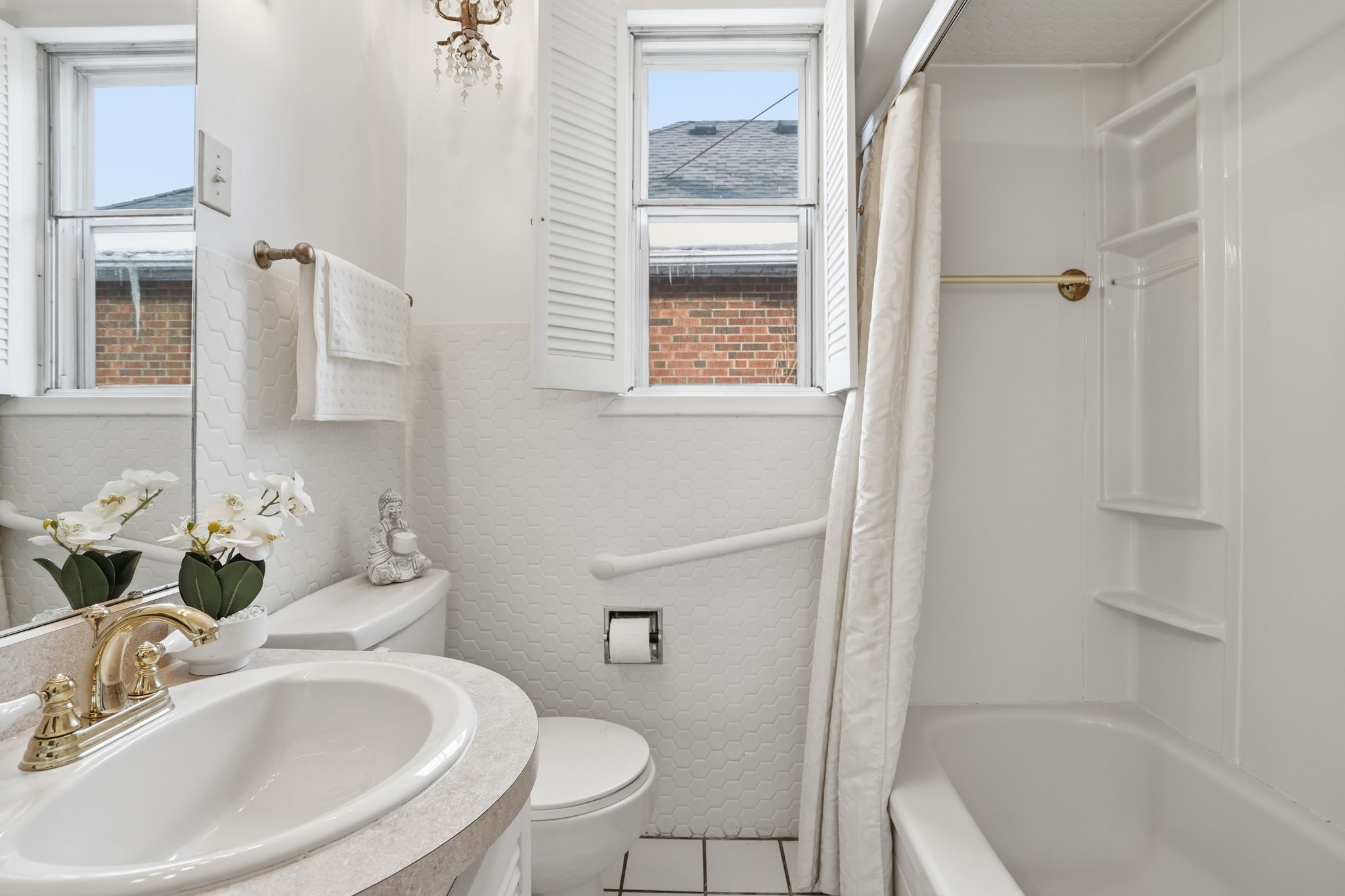 15-web-or-mls-153 Parkview Dr, Hamilton-15