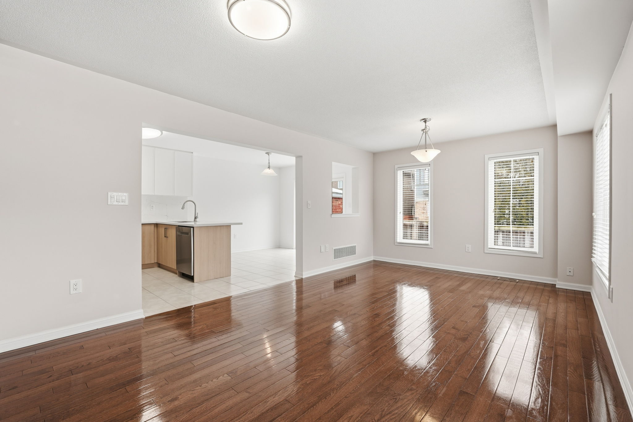 17-web-or-mls-12 emick dr, ancaster-17