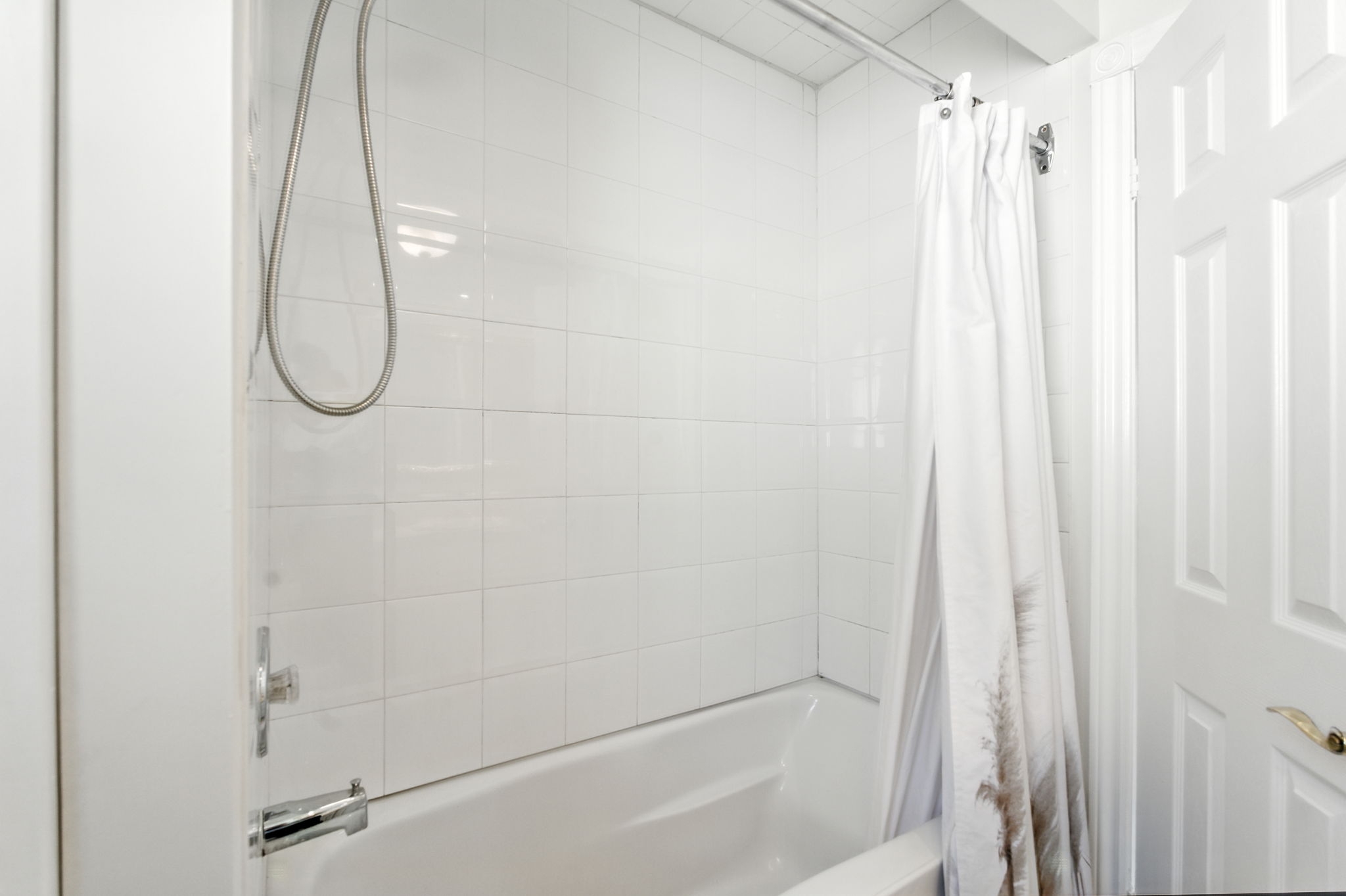 27-web-or-mls-30 Cecil St, St. Catharines-27