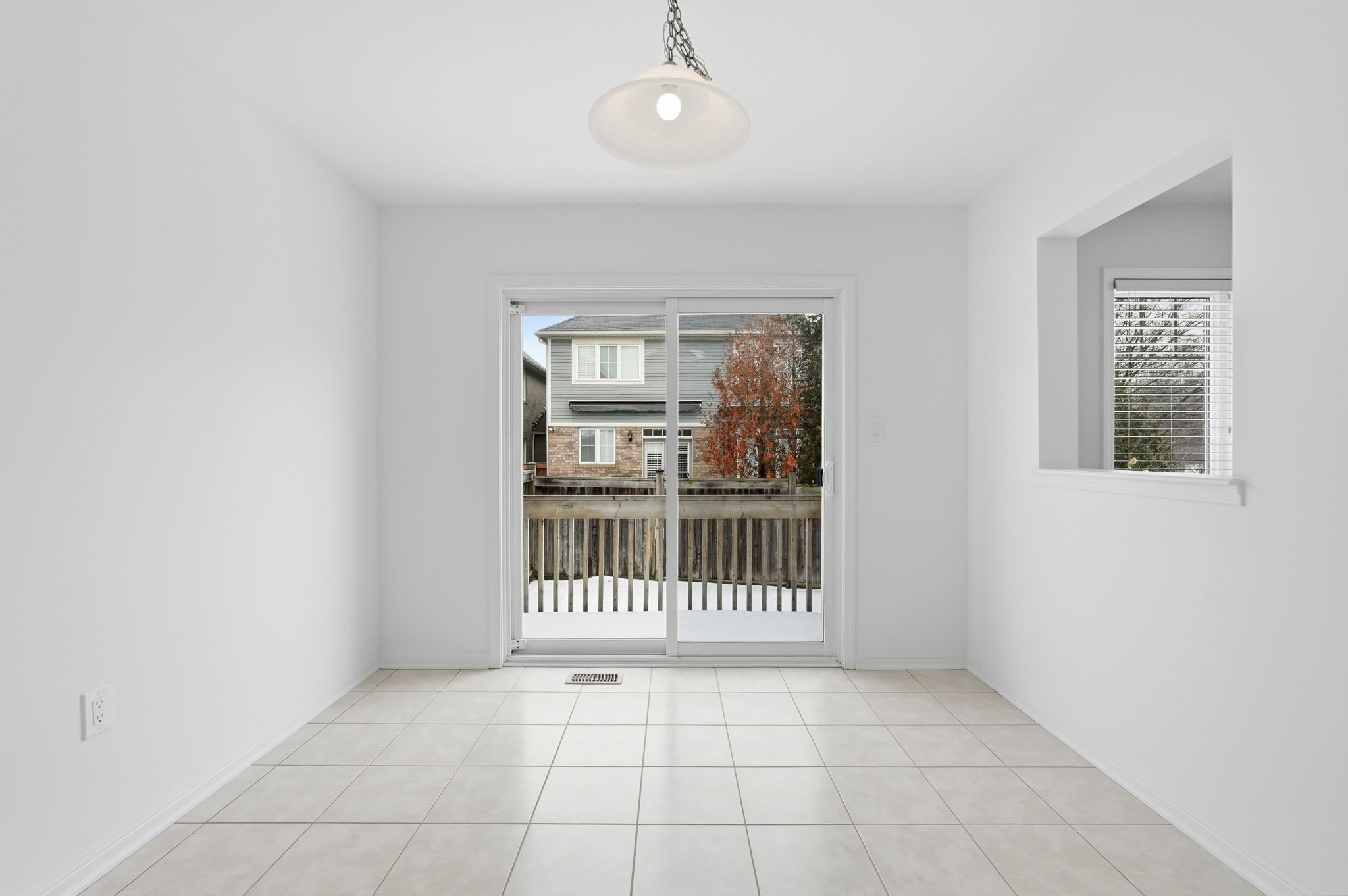 33-web-or-mls-12 emick dr, ancaster-33