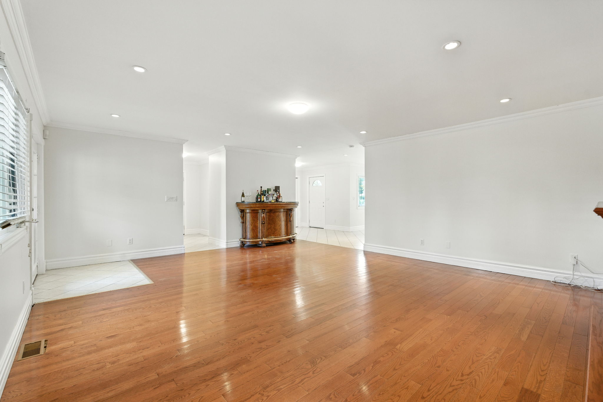 35-web-or-mls-30 Cecil St, St. Catharines-35