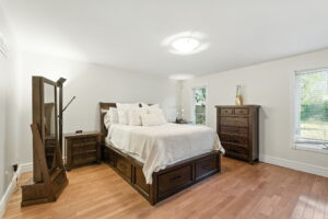 36-web-or-mls-30 Cecil St, St. Catharines-36