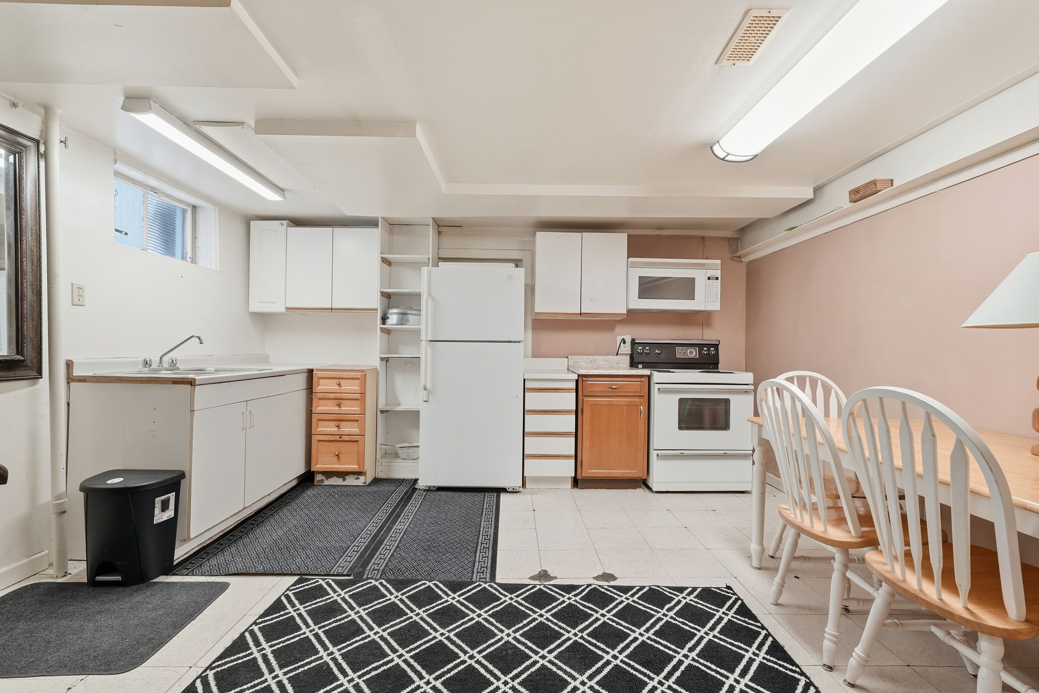 37-web-or-mls-196 Glen Rd, Hamilton-37