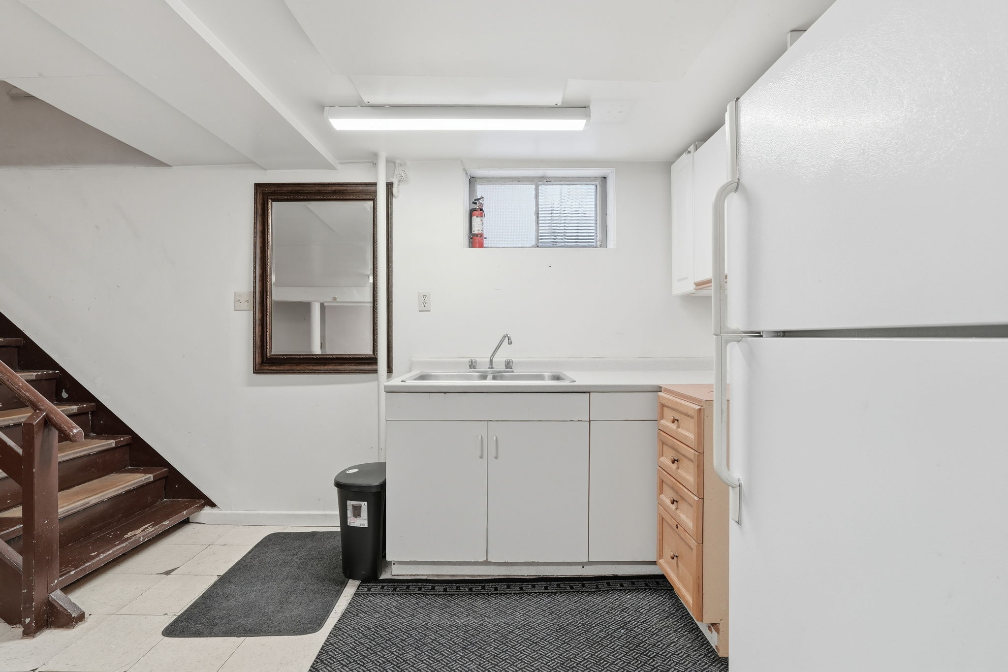 39-web-or-mls-196 Glen Rd, Hamilton-39