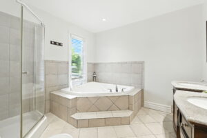 39-web-or-mls-30 Cecil St, St. Catharines-39