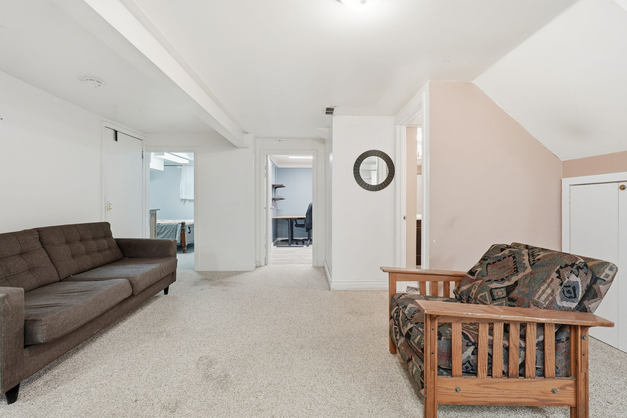 44-web-or-mls-196 Glen Rd, Hamilton-44