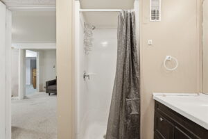 56-web-or-mls-196 Glen Rd, Hamilton-56