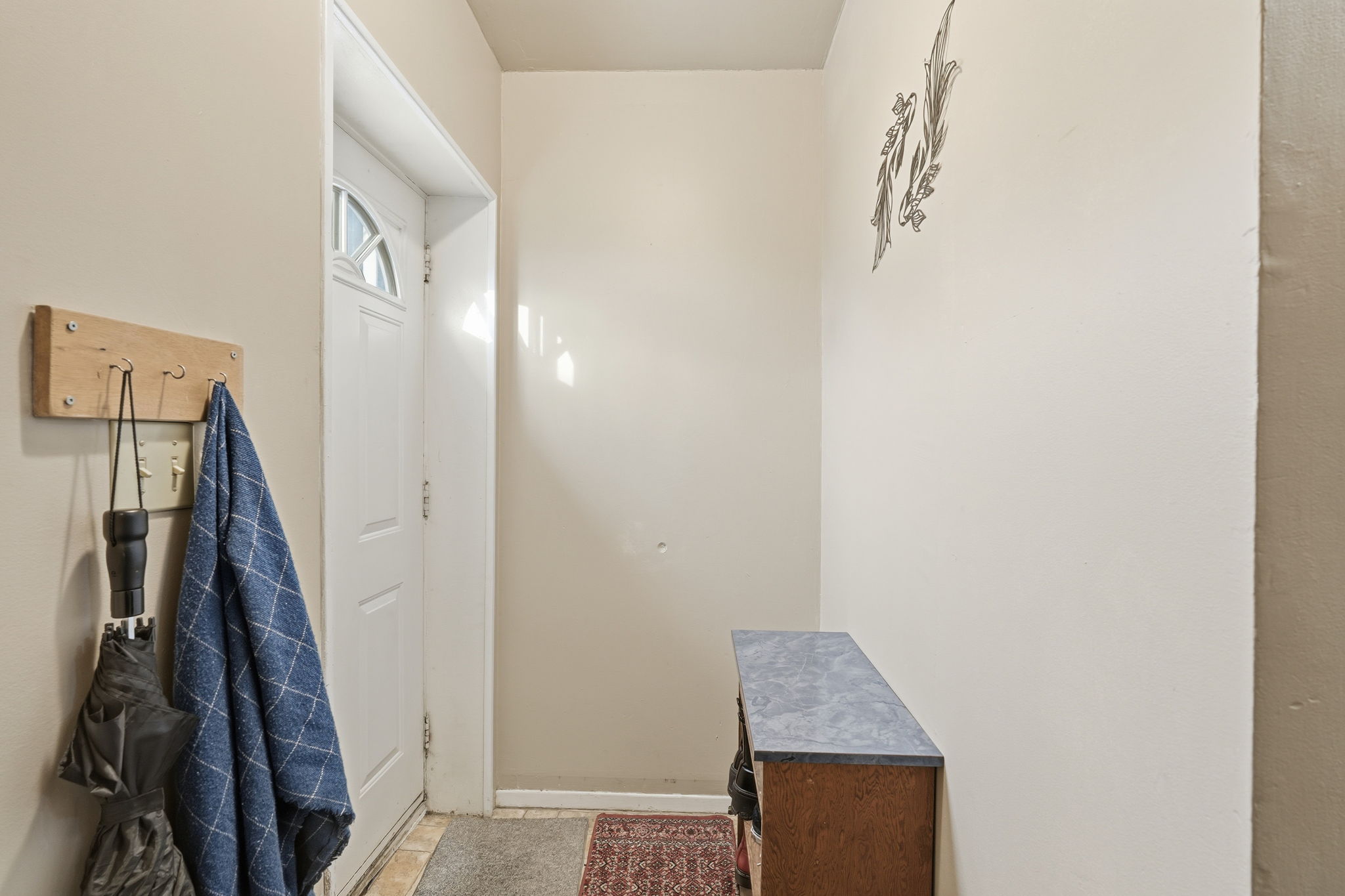 59-web-or-mls-196 Glen Rd, Hamilton-59