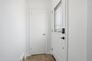 7-web-or-mls-153 Parkview Dr, Hamilton-7