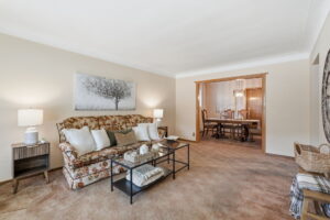 12-web-or-mls-12-Joe Genovese_256 Whitney Ave_Hamilton