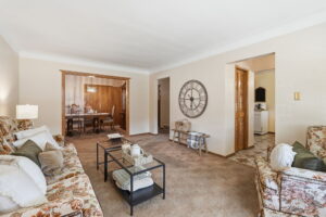 13-web-or-mls-13-Joe Genovese_256 Whitney Ave_Hamilton