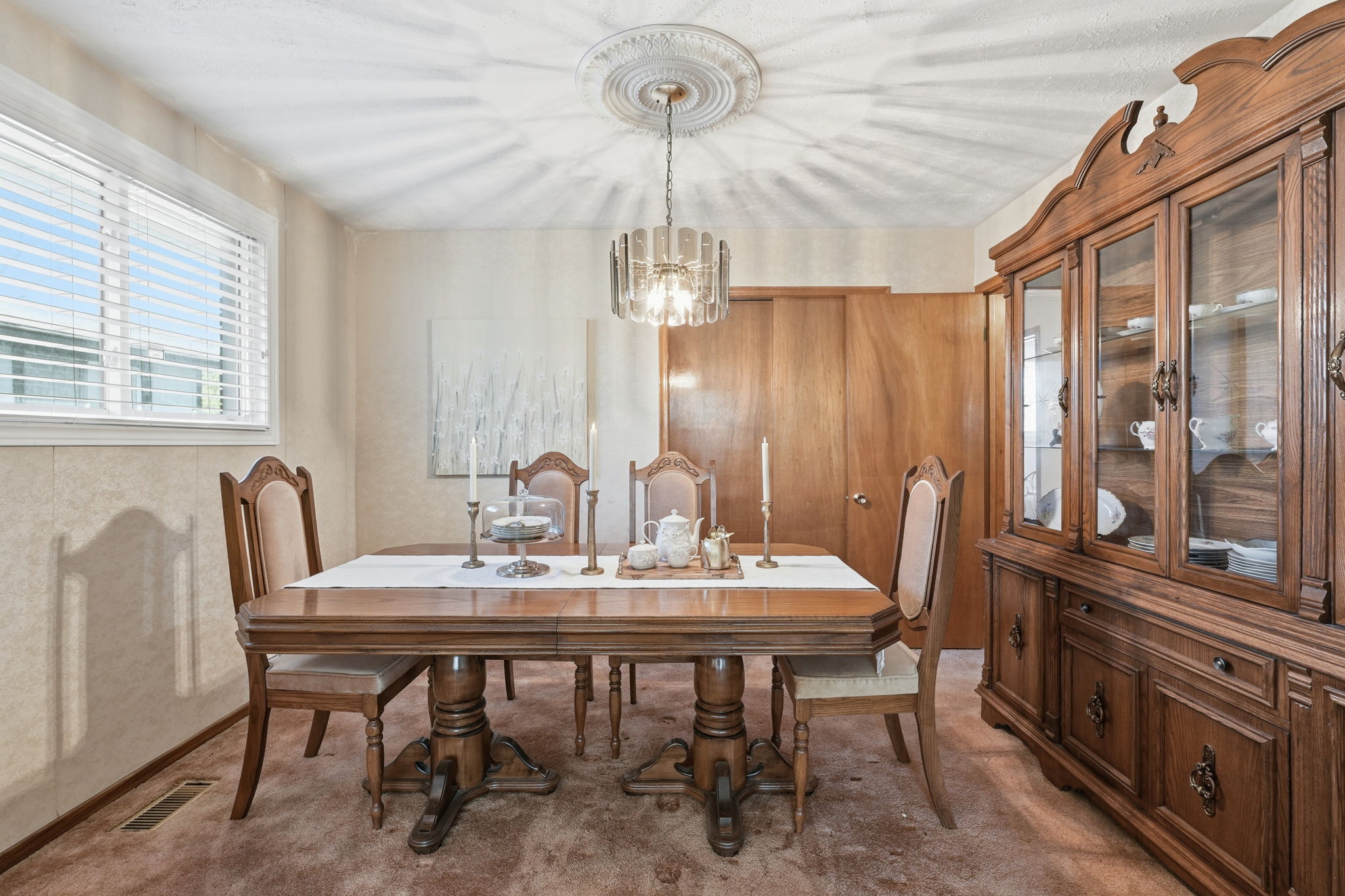 15-web-or-mls-15-Joe Genovese_256 Whitney Ave_Hamilton