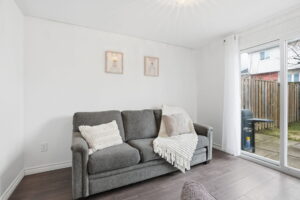 22-web-or-mls-22-Ilona Verlint_1255 Upper Gage Ave 15_Hamilton