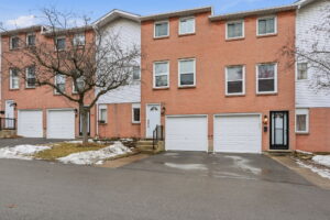 4-web-or-mls-4-Ilona Verlint_1255 Upper Gage Ave 15_Hamilton