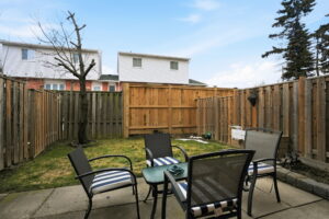 40-web-or-mls-40-Ilona Verlint_1255 Upper Gage Ave 15_Hamilton