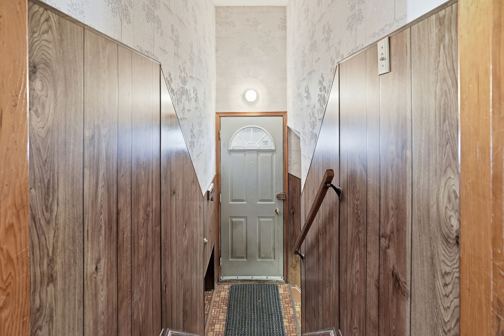 40-web-or-mls-40-Joe Genovese_256 Whitney Ave_Hamilton