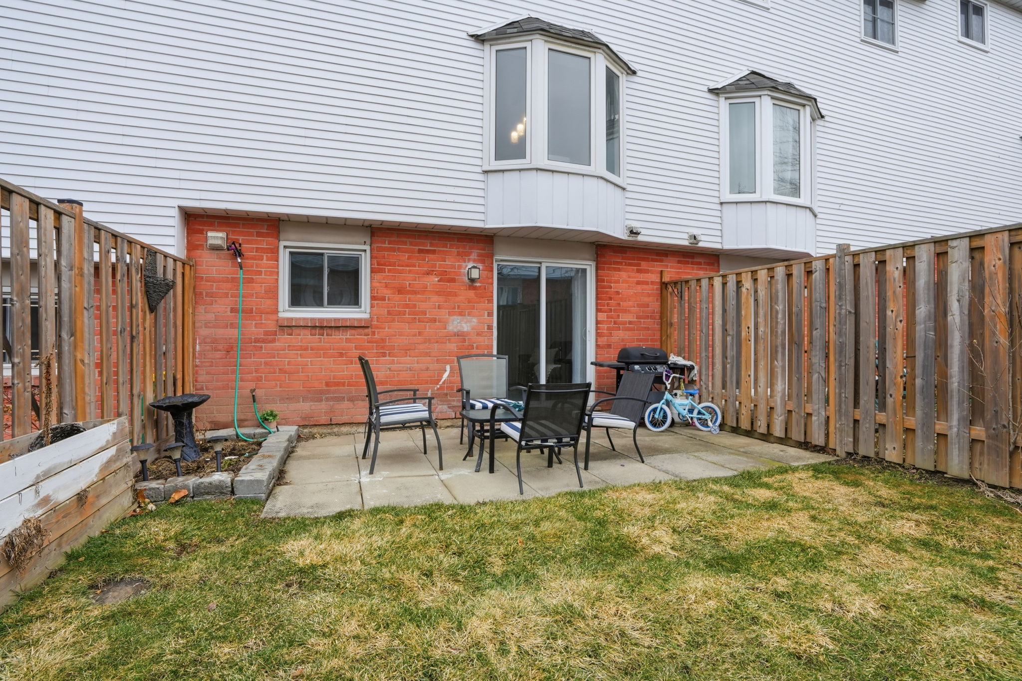 43-web-or-mls-43-Ilona Verlint_1255 Upper Gage Ave 15_Hamilton