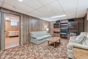 48-web-or-mls-48-Joe Genovese_256 Whitney Ave_Hamilton