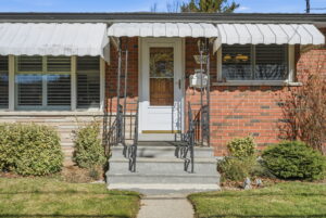 5-web-or-mls-5-Joe Genovese_256 Whitney Ave_Hamilton