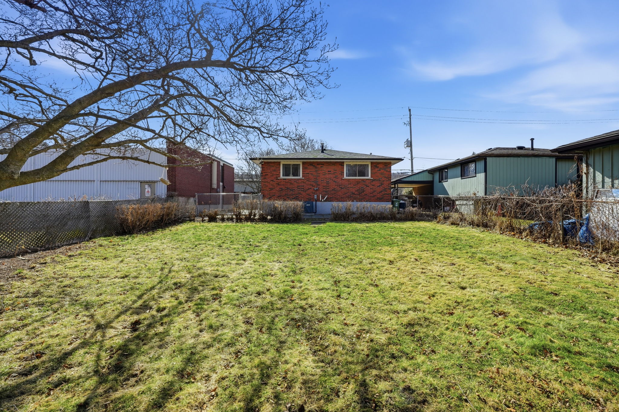 69-web-or-mls-69-Joe Genovese_256 Whitney Ave_Hamilton