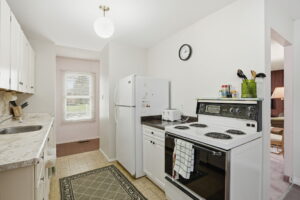 16-web-or-mls-16-Samantha Frank_99 Palmer Rd