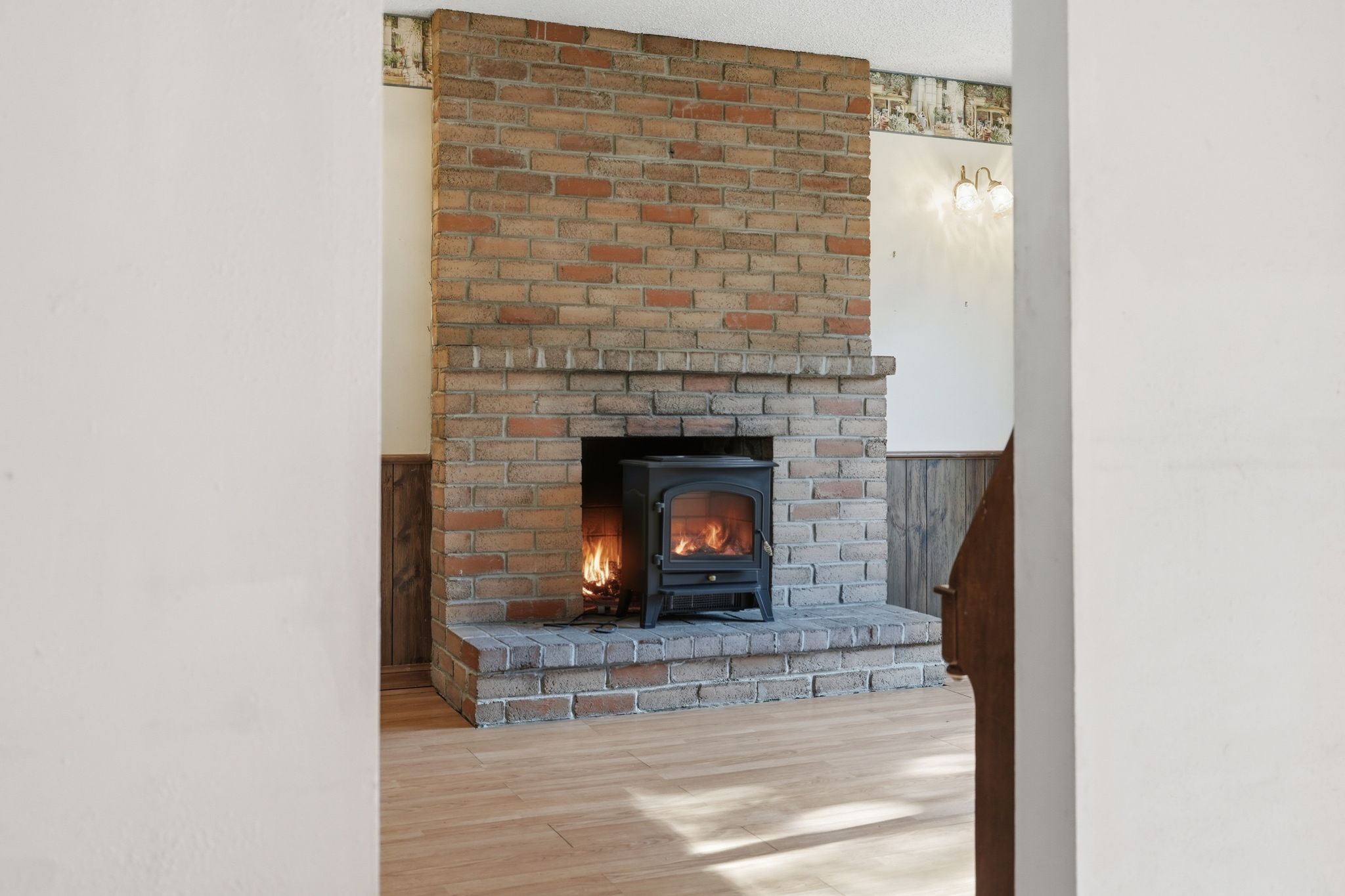 23-web-or-mls-23-Samantha Frank - 471 Knightsbridge Crescent_