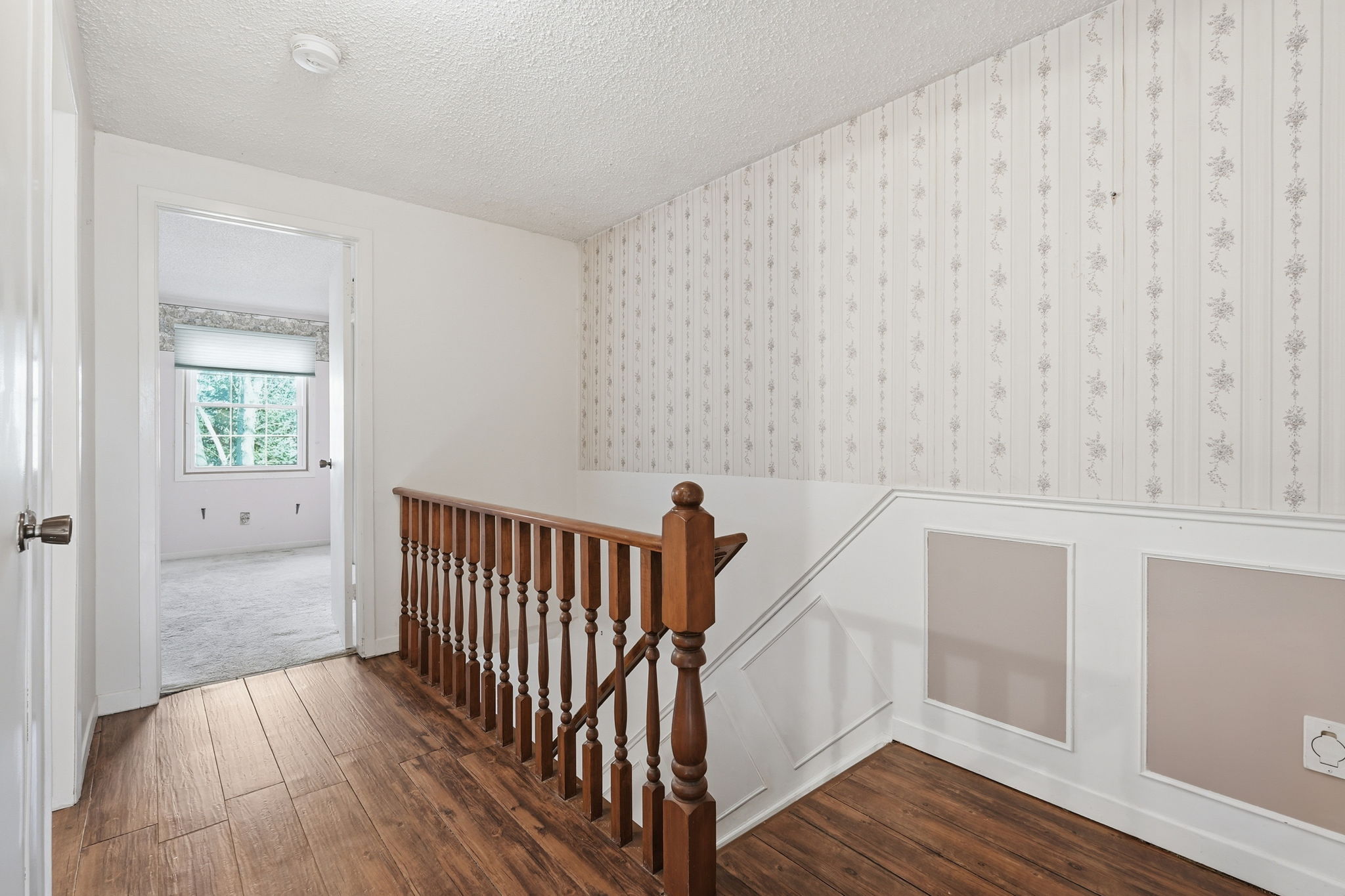 31-web-or-mls-31-Samantha Frank - 471 Knightsbridge Crescent_