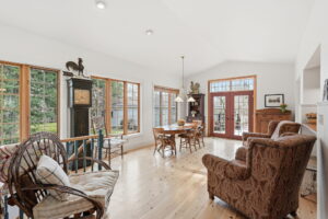 34-web-or-mls-34-Samantha Frank_1266 Scenic Dr