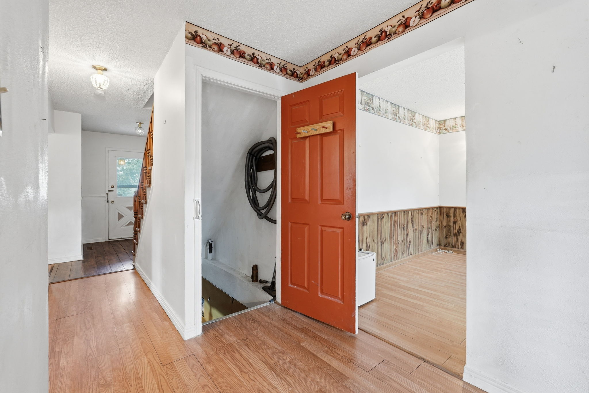 41-web-or-mls-41-Samantha Frank - 471 Knightsbridge Crescent_