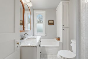 46-web-or-mls-46-Samantha Frank_1266 Scenic Dr