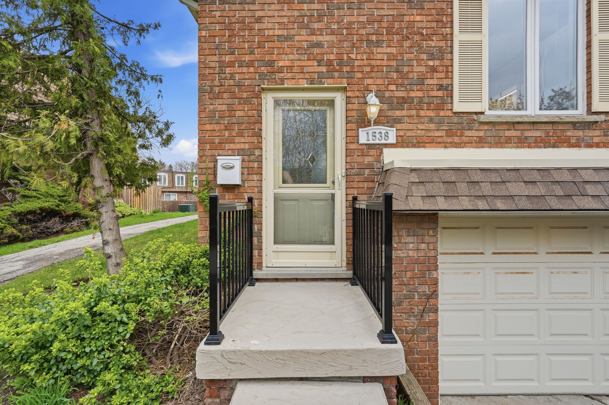 6-web-or-mls-06-Jeff Frank_1538 Westminster Pl