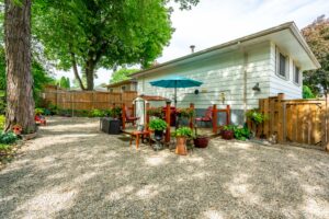 82TurnbullRdHamiltonLowRes-41